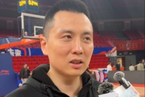 开云Kaiyun官网入口-卢伟：心理这关必须过 一场季后赛顶10场常规赛的锻炼价值