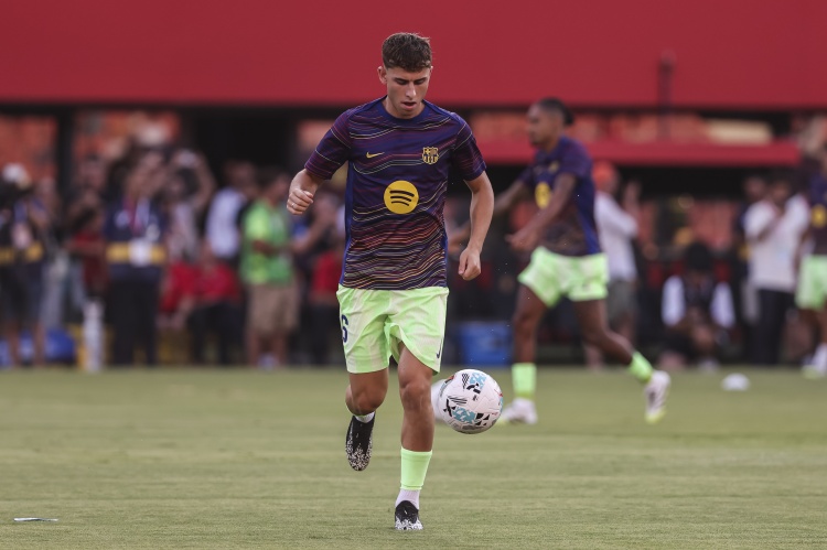 Kaiyun开云官方网站中国登录-马卡：缓解财政压力且同位置人手充足，巴萨愿出售卡萨多与费尔明