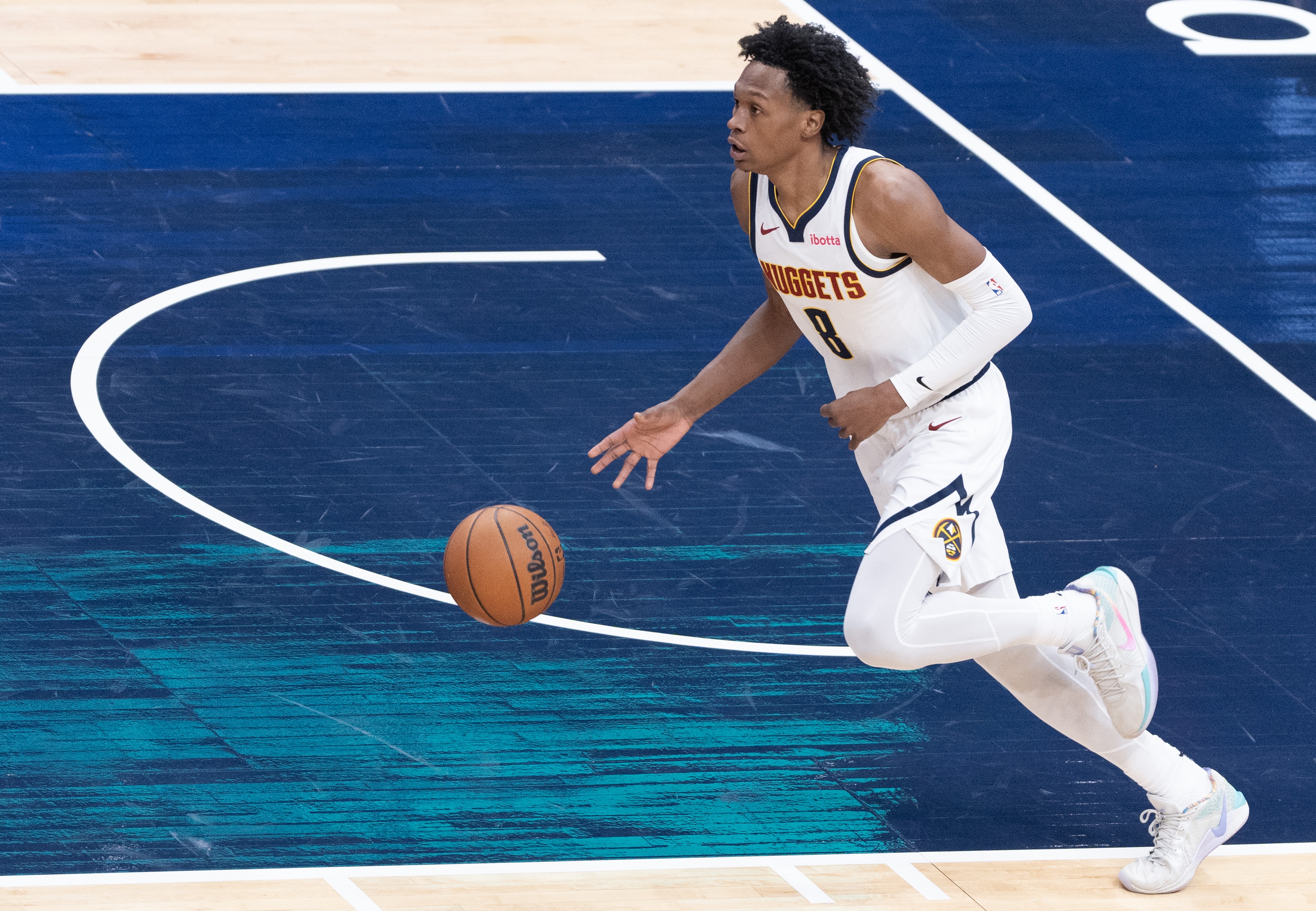 开云体育官网-爆发年啊！Scotto：掘金前锋沃特森左腿筋拉伤 将在4周后复查